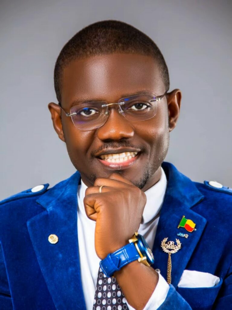 Temp Image DC690811 880E 4098 A9E4 90AB2C31A28A 1 768x1024